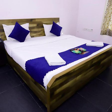 Hotel Warm Welcome - Noida Sector 51 מראה חיצוני תמונה