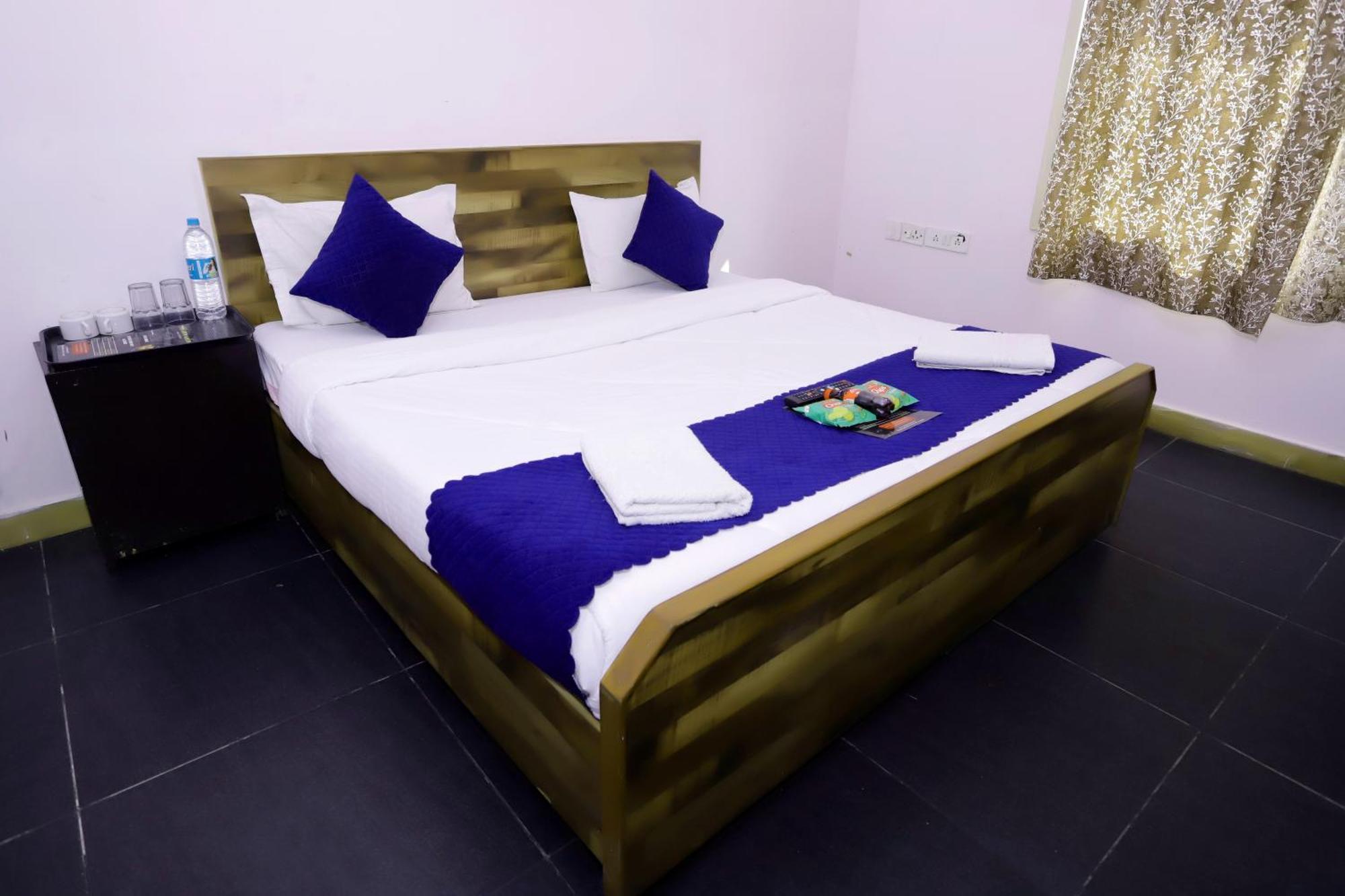 Hotel Warm Welcome - Noida Sector 51 מראה חיצוני תמונה