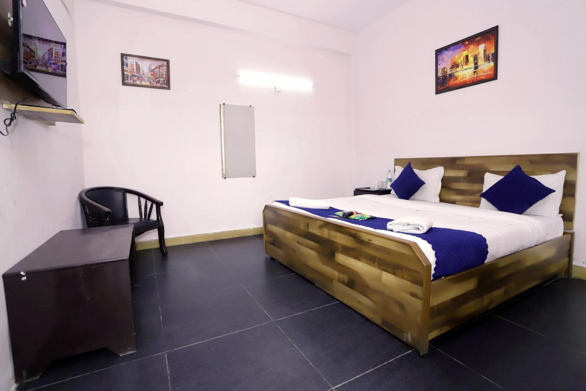 Hotel Warm Welcome - Noida Sector 51 מראה חיצוני תמונה