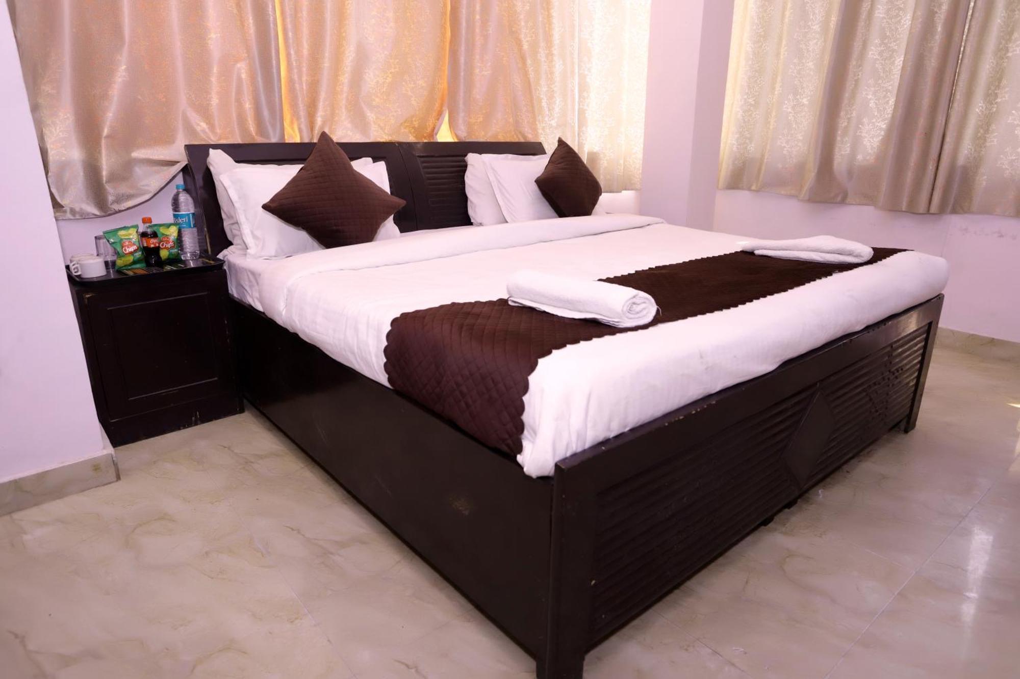 Hotel Warm Welcome - Noida Sector 51 מראה חיצוני תמונה