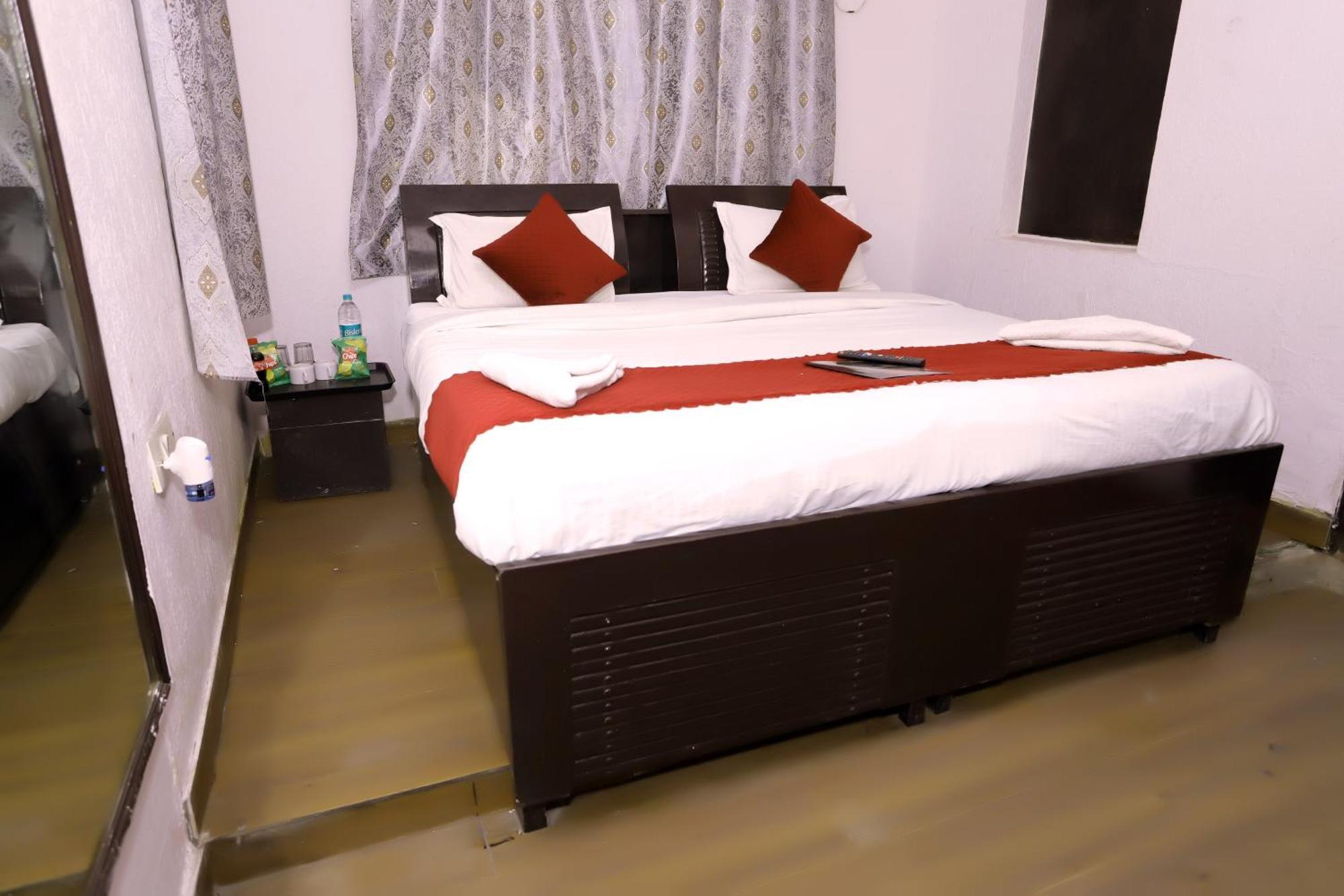 Hotel Warm Welcome - Noida Sector 51 מראה חיצוני תמונה