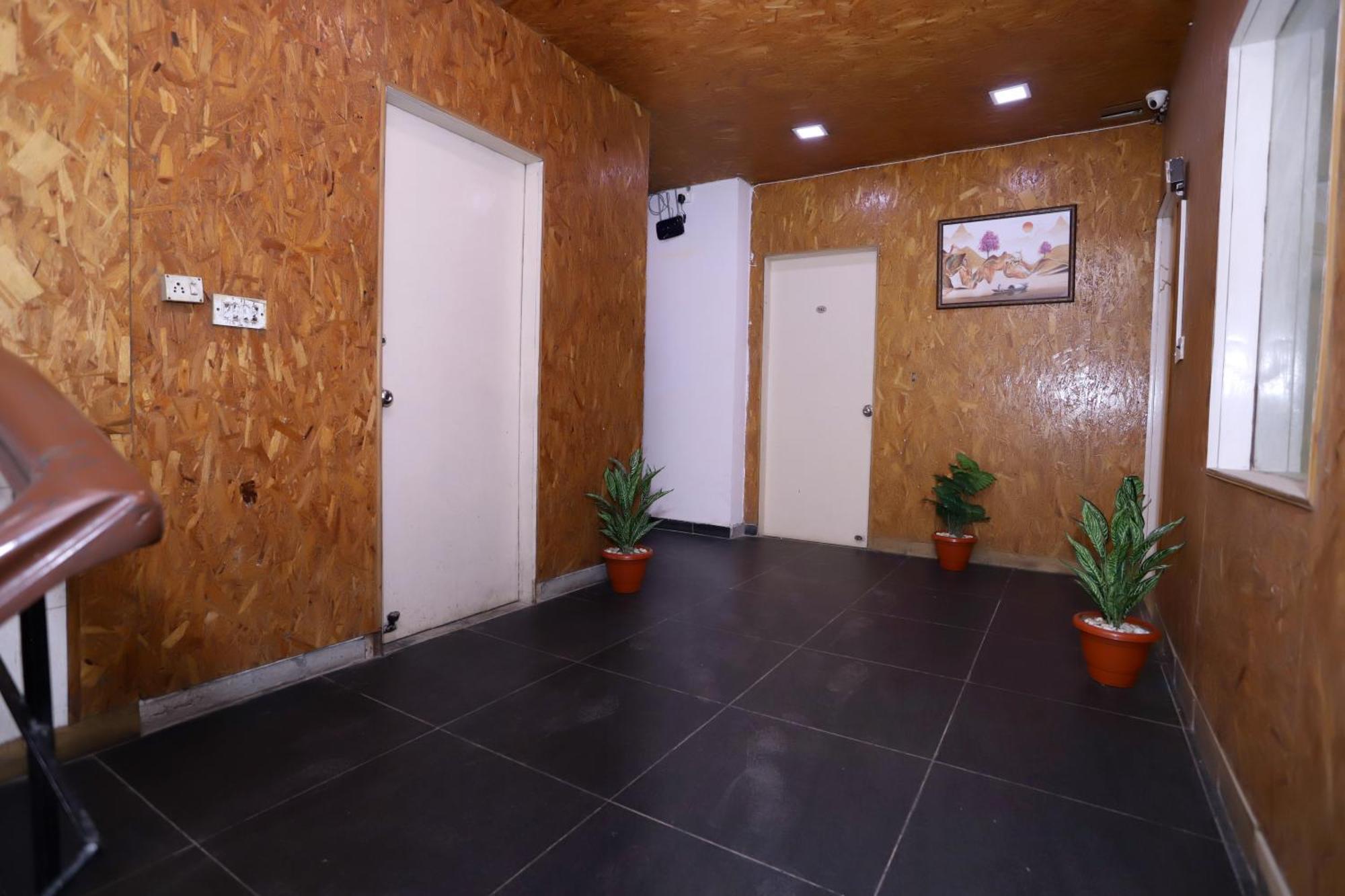 Hotel Warm Welcome - Noida Sector 51 מראה חיצוני תמונה