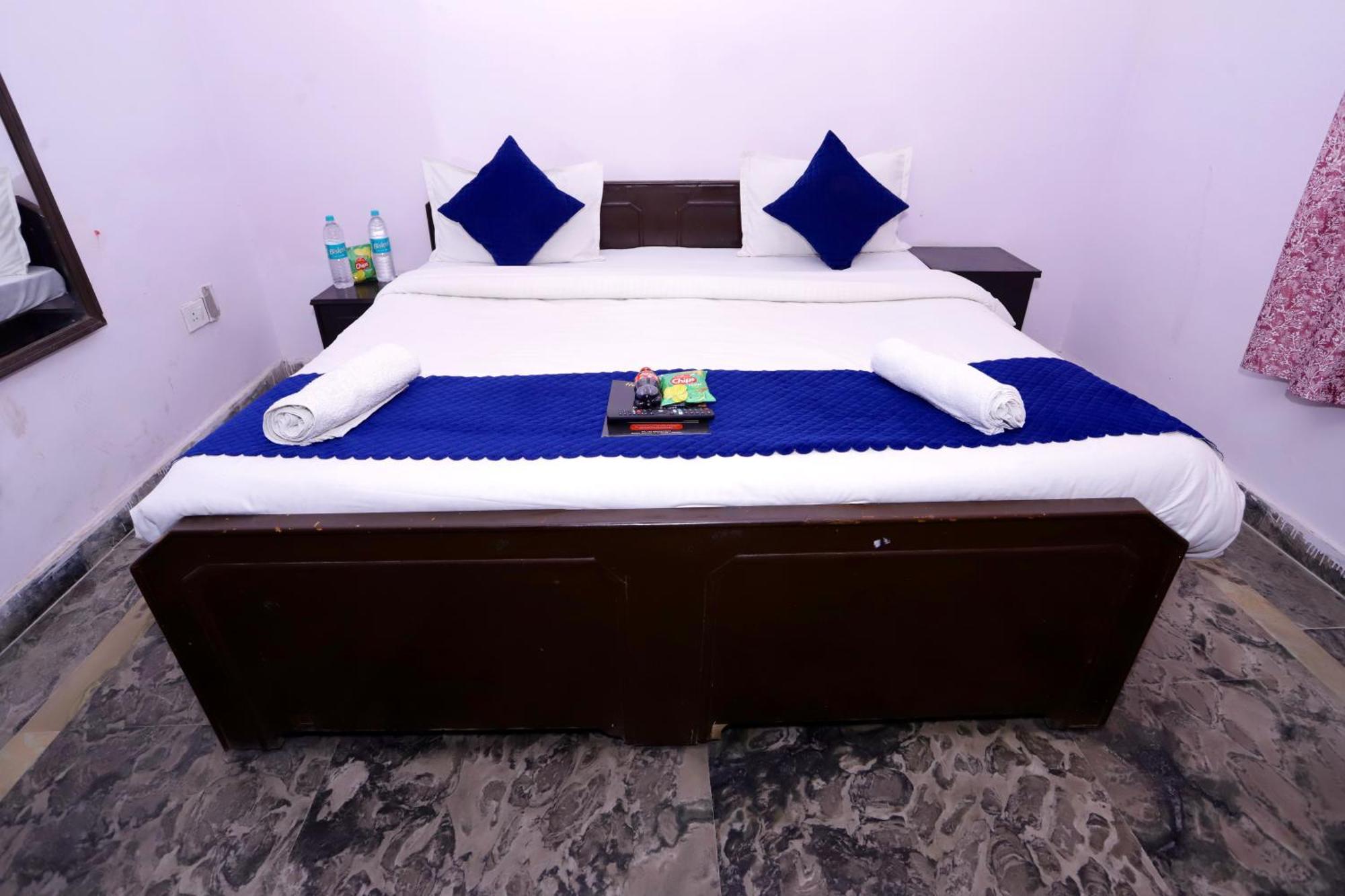 Hotel Warm Welcome - Noida Sector 51 מראה חיצוני תמונה