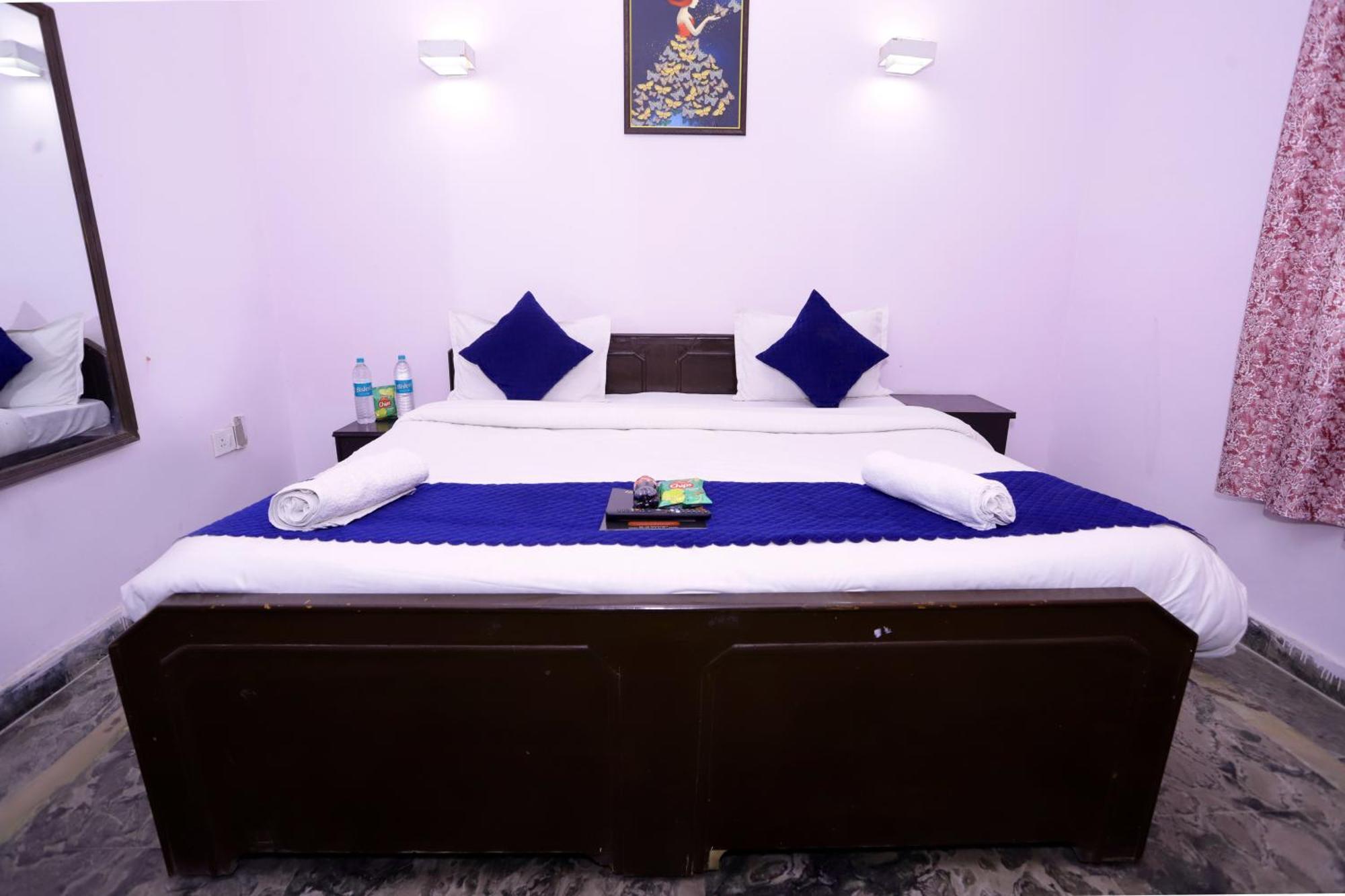 Hotel Warm Welcome - Noida Sector 51 מראה חיצוני תמונה